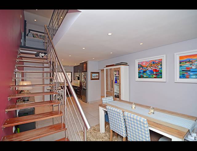 3 BEDROOM APARTMENT FOR SALE IN GREENSTONE HILL